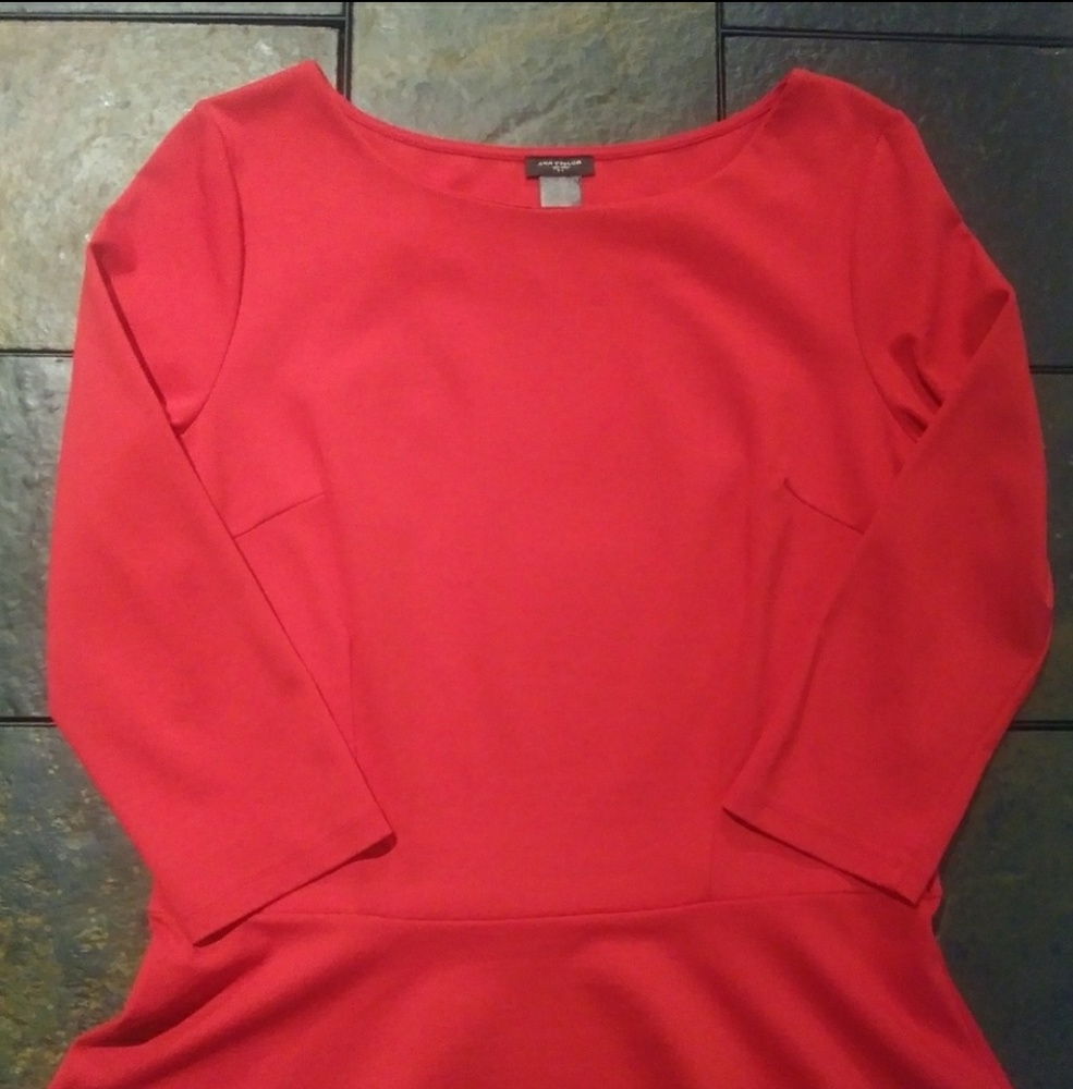 Ann Taylor Peplum Top - Picture 2 of 4